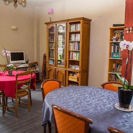 Auberge Du Lac De Mondon Mailhac-sur-Benaize Экстерьер фото