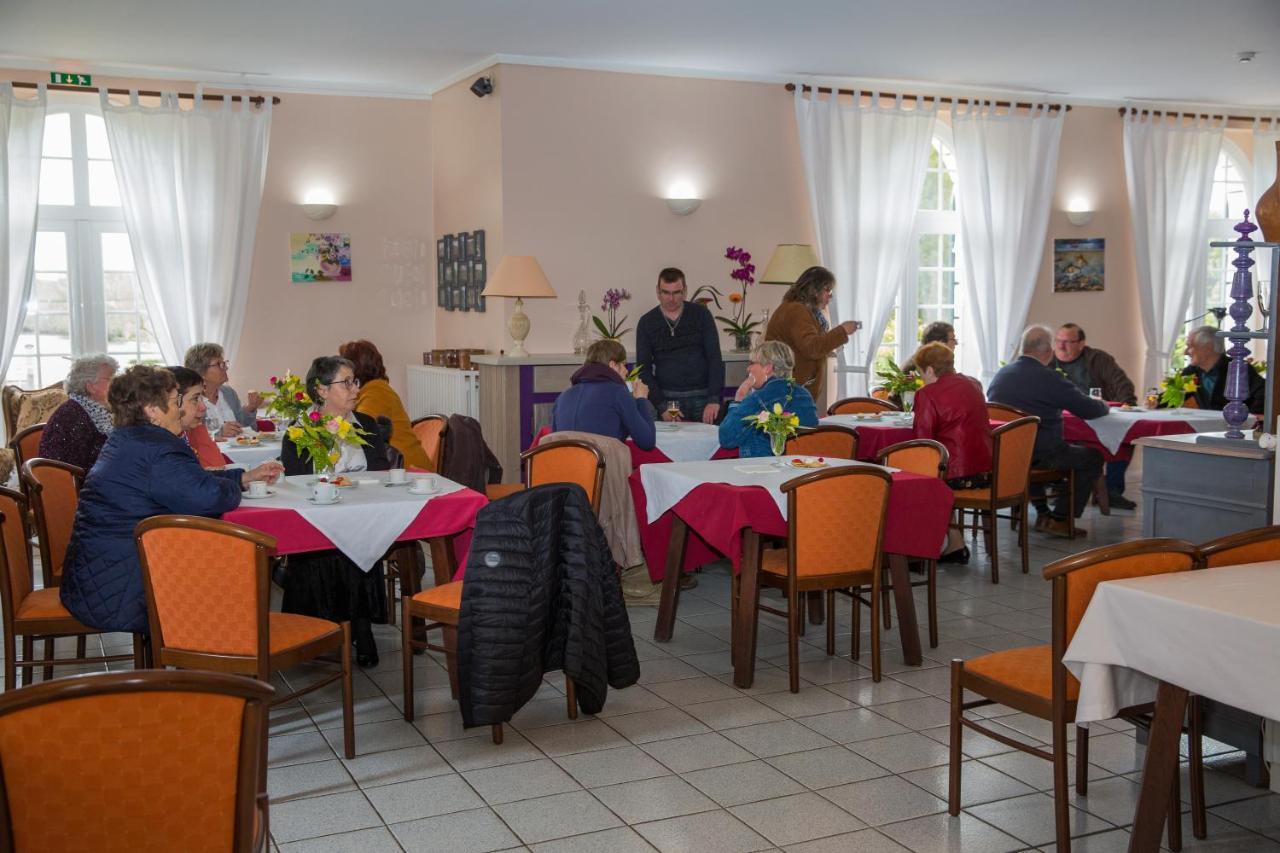 Auberge Du Lac De Mondon Mailhac-sur-Benaize Экстерьер фото